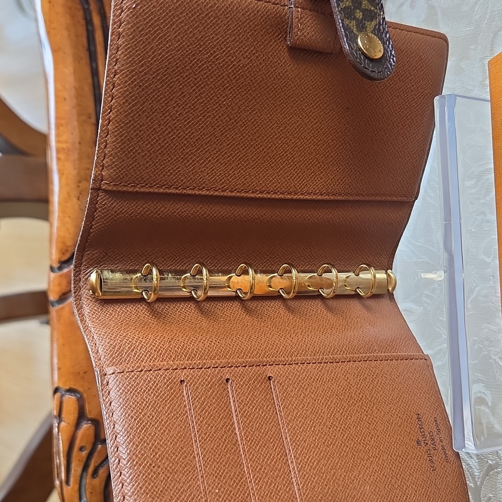 Louis Vuitton Monogram Brown and Gold Agenda Cover/Passport Holder - Picture 3 of 8